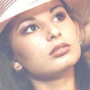 Meet your Posher, Lorretta